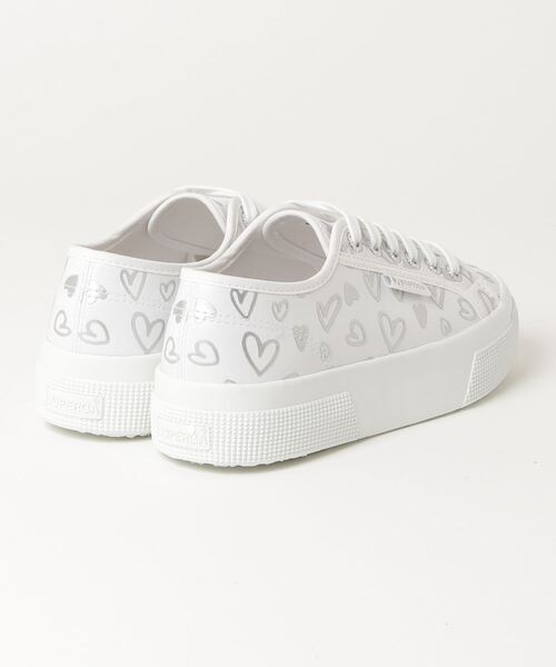 SUPERGA(スペルガ)の「SUPERGA/スペルガ 2740PLATFORM FLEAHEARTSPR(スニーカー・レディース・ホワイト・23.5cm/24cm/25cm/23cm)」の2枚目の写真