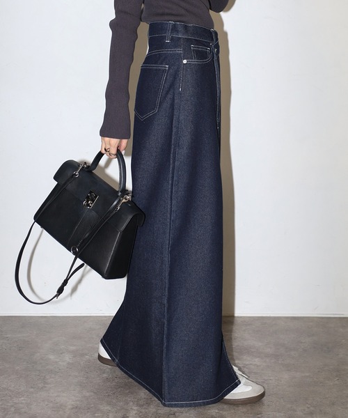 Bonjour Sagan(ボンジュールサガン)の「クロスウエストデニムスカート(デニムスカート・レディース・ライトブルー/インディゴブルー/ブルー系その他・M/MT)」の4枚目の写真