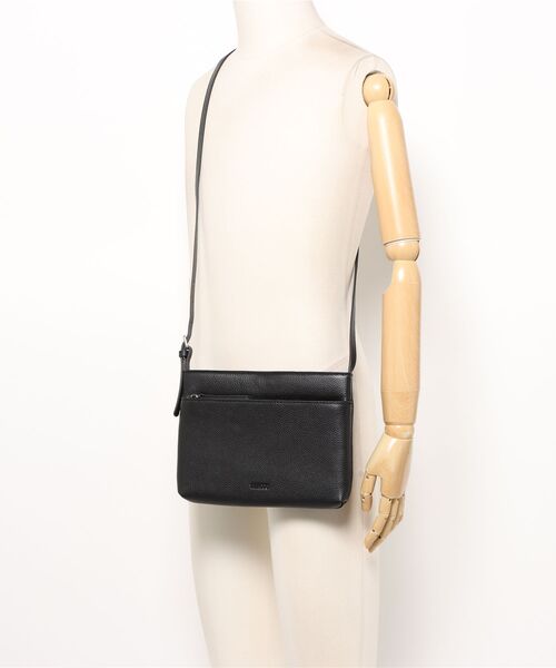 BARCOS（バルコス）の「シュリンクレザーポシェット（財布・レディース・ブラック/ボルドー・ONE SIZE）」の16枚目の写真