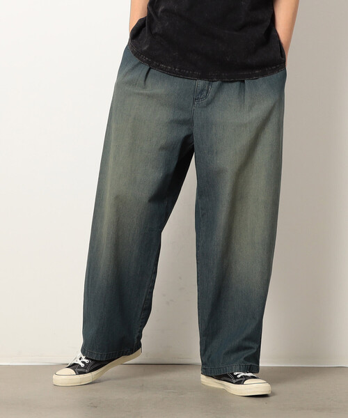 Purple&Yellow(パープルアンドイエロー)の「ライトオンスデニムタックワイドパンツ(デニムパンツ・メンズ・インディゴブルー/ワンウォッシュ・X-SMALL/LARGE/MEDIUM/SMALL)」の2枚目の写真