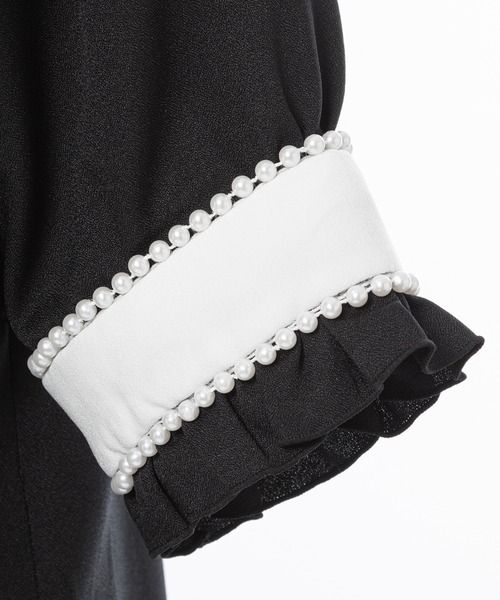 DearMyLove（ディアマイラブ）の「パール襟ビジューフリルブラウス（シャツ/ブラウス・レディース・ホワイト/サックスブルー/ラベンダー/ブラック×ホワイト/ベビーピンク・MEDIUM/LARGE/LL/3L）」の10枚目の写真