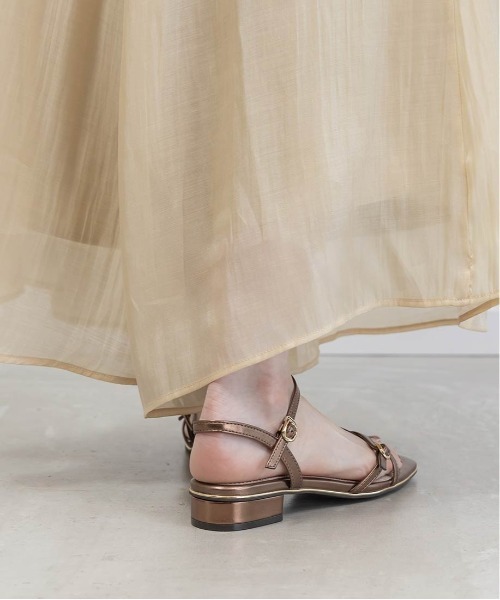 RANDA（ランダ）の「クロスストラップフラットサンダル（サンダル・レディース・アイボリー/ブロンズ/シルバー/ブラック・LL/L/M/S）」の17枚目の写真