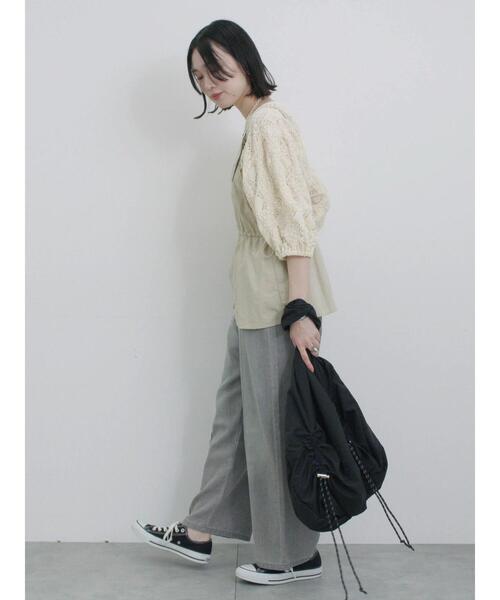 Samansa Mos2 blue（サマンサモスモスブルー）の「ライトオンスデニムストレートパンツ（その他パンツ・レディース・チャコールグレー/グレー/サックスブルー・F）」の12枚目の写真