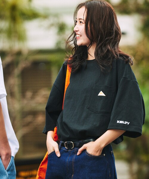 FREAK'S STORE（フリークスストア）の「限定展開 KELTY×FREAK'S STORE/ケルティ 別注 ワンポイント ヴィンテージロゴ クルーネック ポケットTシャツ（Tシャツ/カットソー・メンズ・アッシュグレー/ホワイト/グレイッシュベージュ/その他/ブラック/スミクロ/ネイビー/ピンク・X-LARGE/LARGE/MEDIUM/SMALL）」の17枚目の写真