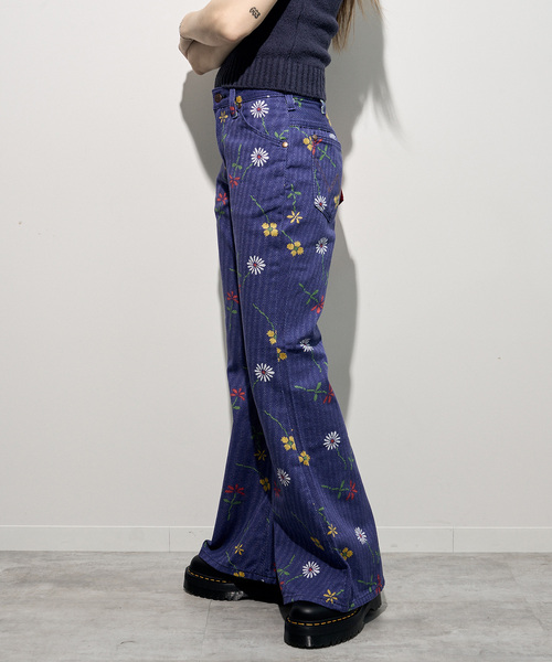 JOINT WORKS（ジョイントワークス）の「Wrangler / ラングラーUS ORIGINALS BIG BELL（デニムパンツ・レディース・ブルー系その他・X-SMALL）」の6枚目の写真