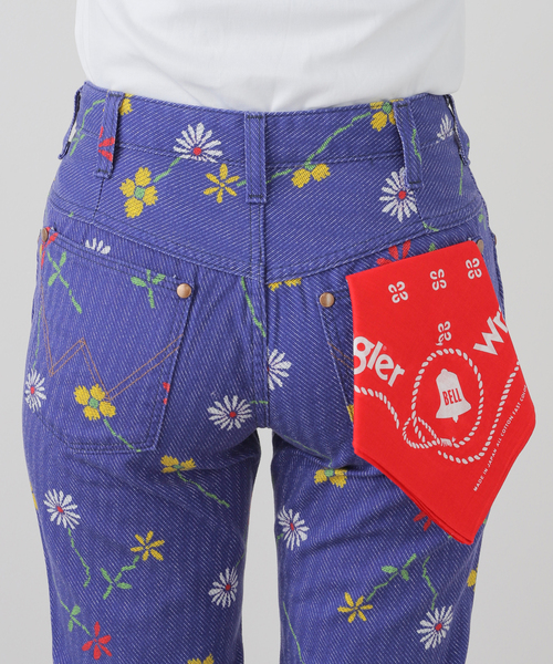 JOINT WORKS（ジョイントワークス）の「Wrangler / ラングラーUS ORIGINALS BIG BELL（デニムパンツ・レディース・ブルー系その他・X-SMALL）」の18枚目の写真