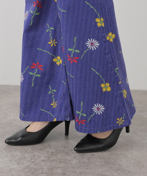 JOINT WORKS（ジョイントワークス）の「Wrangler / ラングラーUS ORIGINALS BIG BELL（デニムパンツ・レディース・ブルー系その他・X-SMALL）」の21枚目の写真