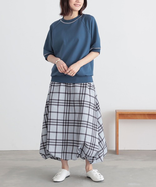 n'OrLABEL(ノアールレーベル)の「『配色ステッチ半袖スウェット』(スウェット・レディース・チャコール/ブルー/パープル・2/1)」の15枚目の写真