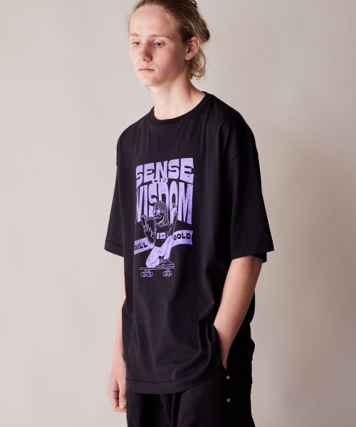 rehacer（レアセル）の「rehacer : Wisdom Vintage -like T-shirt / ウイズダム ヴィンテージライク Tシャツ（Tシャツ/カットソー・メンズ・アイボリー/グレー/ブラック・MEDIUM/LARGE/X-LARGE）」の6枚目の写真