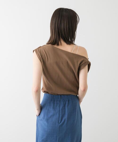 SENSE OF PLACE by URBAN RESEARCH（センスオブプレイスバイアーバンリサーチ）の「ランダムリブワンショルダーカットトップ（Tシャツ/カットソー・レディース・アイボリー/ブラック/ブラウン・ONE）」の15枚目の写真