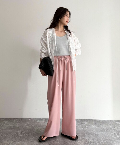 fredy emue（フレディエミュ）の「ドライスラブストレートイージーパンツ（その他パンツ・レディース・ブラック/ベージュ/ベビーピンク/グレー・38/36）」の7枚目の写真