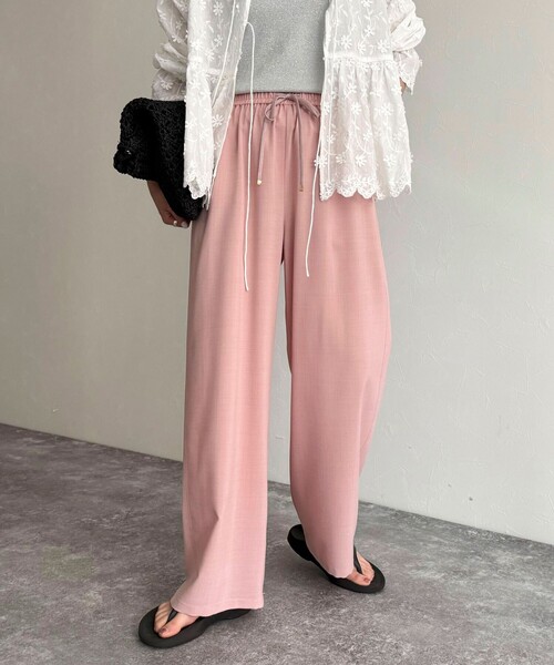 fredy emue（フレディエミュ）の「ドライスラブストレートイージーパンツ（その他パンツ・レディース・ブラック/ベージュ/ベビーピンク/グレー・38/36）」の9枚目の写真