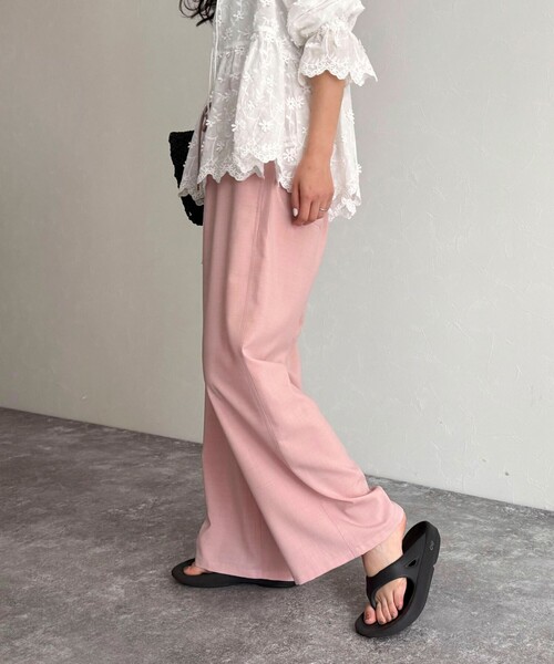 fredy emue（フレディエミュ）の「ドライスラブストレートイージーパンツ（その他パンツ・レディース・ブラック/ベージュ/ベビーピンク/グレー・38/36）」の10枚目の写真