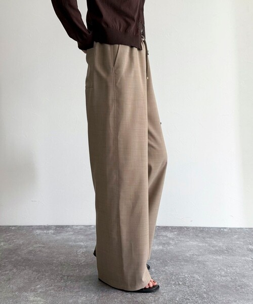 fredy emue（フレディエミュ）の「ドライスラブストレートイージーパンツ（その他パンツ・レディース・ブラック/ベージュ/ベビーピンク/グレー・38/36）」の20枚目の写真