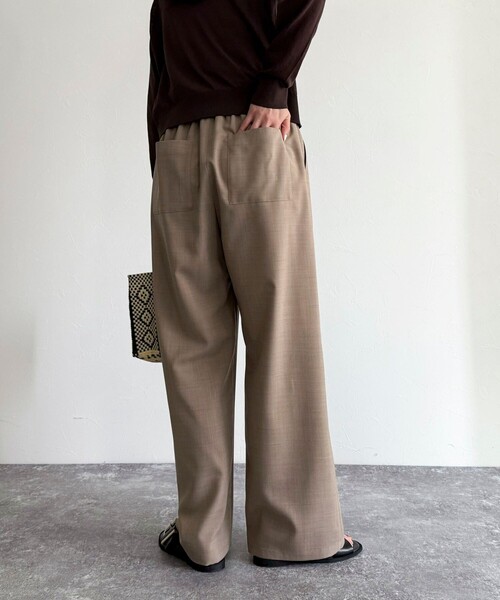 fredy emue（フレディエミュ）の「ドライスラブストレートイージーパンツ（その他パンツ・レディース・ブラック/ベージュ/ベビーピンク/グレー・38/36）」の21枚目の写真