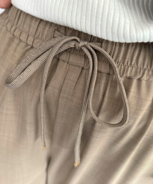 fredy emue（フレディエミュ）の「ドライスラブストレートイージーパンツ（その他パンツ・レディース・ブラック/ベージュ/ベビーピンク/グレー・38/36）」の22枚目の写真