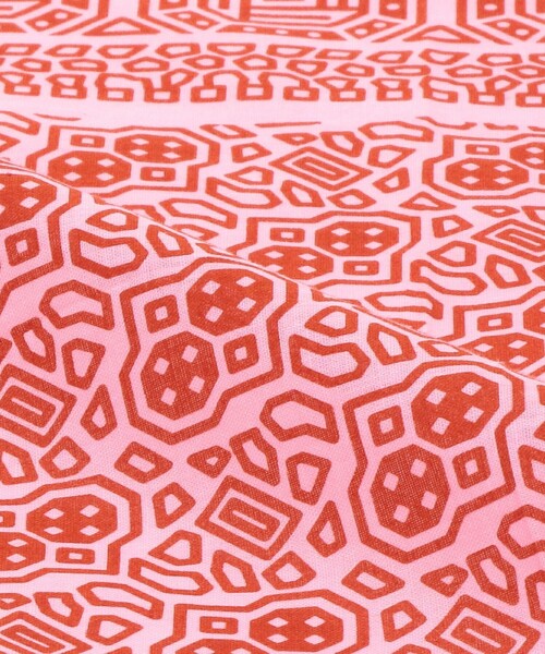 UNITED ARROWS（ユナイテッドアローズ）の「ジオメトリック バンダナ（バンダナ/スカーフ・メンズ・グレー/イエロー/ピンク/コバルトブルー・FREE）」の8枚目の写真