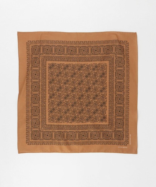 UNITED ARROWS（ユナイテッドアローズ）の「ジオメトリック バンダナ（バンダナ/スカーフ・メンズ・グレー/イエロー/ピンク/コバルトブルー・FREE）」の9枚目の写真