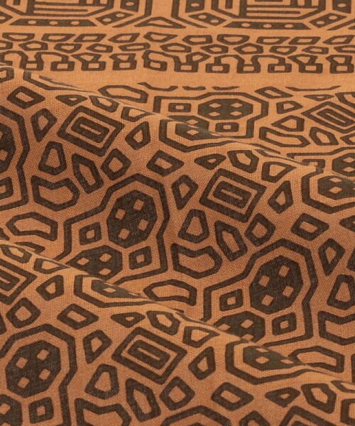 UNITED ARROWS（ユナイテッドアローズ）の「ジオメトリック バンダナ（バンダナ/スカーフ・メンズ・グレー/イエロー/ピンク/コバルトブルー・FREE）」の11枚目の写真