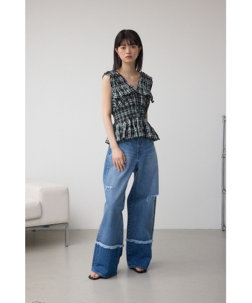 AZUL by moussy(アズールバイマウジー)の「チェックシャーリングペプラムブラウス(シャツ/ブラウス・レディース・ブラック系その他/ホワイト系その他・FREE)」の15枚目の写真