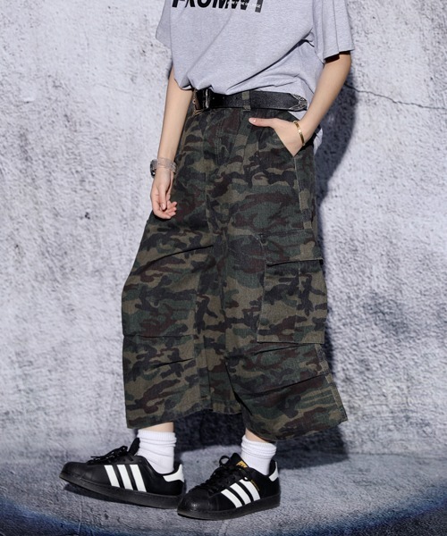 EFFECTION(エフェクション)の「EFFECTION // multi camouflage pattern wide cargo cropped pants〈マルチ カモフラージュ柄 ワイド カーゴ クロップド パンツ〉(カーゴパンツ・メンズ・カモフラージュ・MEDIUM/LARGE/X-LARGE)」の19枚目の写真