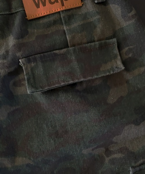 EFFECTION(エフェクション)の「EFFECTION // multi camouflage pattern wide cargo cropped pants〈マルチ カモフラージュ柄 ワイド カーゴ クロップド パンツ〉(カーゴパンツ・メンズ・カモフラージュ・MEDIUM/LARGE/X-LARGE)」の6枚目の写真