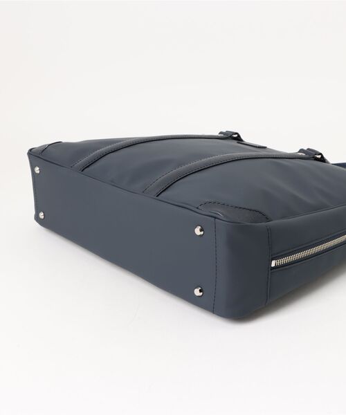 MACKINTOSH PHILOSOPHY(マッキントッシュ フィロソフィー)の「ビジネスバッグ バルヴエニーLTD3 B4サイズ収納 13.3inchPC収納 10L 68755(ビジネスバッグ・メンズ・ネイビー・FREE)」の3枚目の写真