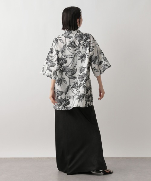 LOWRYS FARM(ローリーズファーム)の「ビエラフラワープリントシャツSS 494986(シャツ/ブラウス・レディース・ホワイト/ネイビー/ブラック・LARGE/MEDIUM)」の14枚目の写真