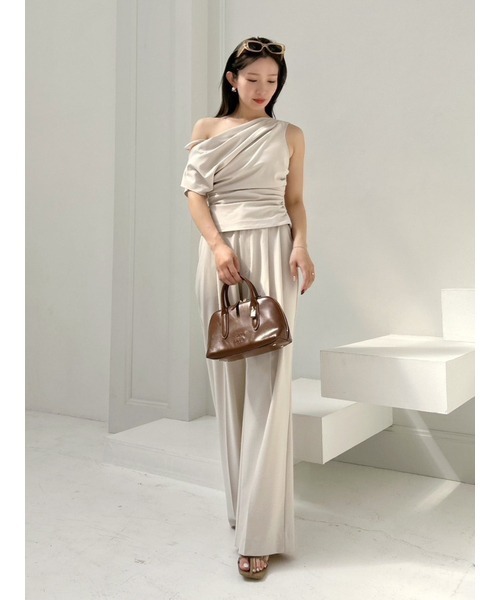 SNIDEL（スナイデル）の「オフショルドレープブラウス（シャツ/ブラウス・レディース・グレー/その他/ライトベージュ・FREE）」の22枚目の写真