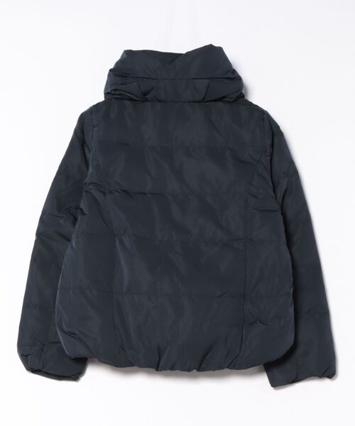 INTERPLANET（インタープラネット）の「ピーチスキンショートダウン（ダウンジャケット/コート・レディース・ネイビー/ベージュ/ブラック/オフホワイト/グレイッシュベージュ・LARGE/MEDIUM）」の6枚目の写真