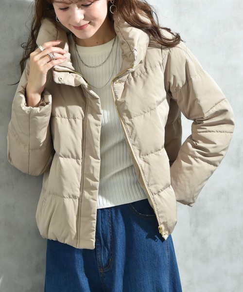 INTERPLANET（インタープラネット）の「ピーチスキンショートダウン（ダウンジャケット/コート・レディース・ネイビー/ベージュ/ブラック/オフホワイト/グレイッシュベージュ・LARGE/MEDIUM）」の3枚目の写真