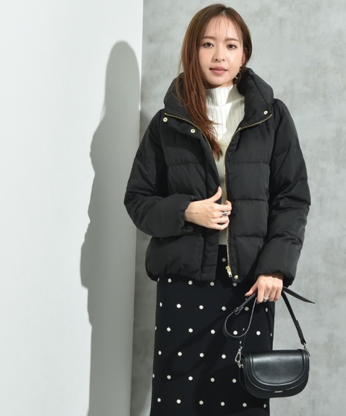 INTERPLANET（インタープラネット）の「ピーチスキンショートダウン（ダウンジャケット/コート・レディース・ネイビー/ベージュ/ブラック/オフホワイト/グレイッシュベージュ・LARGE/MEDIUM）」の9枚目の写真