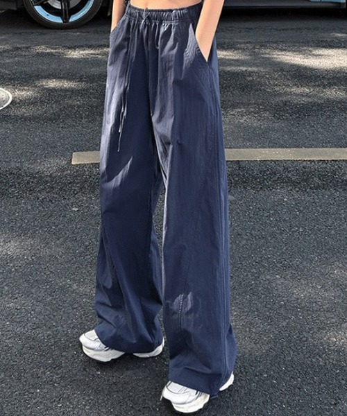 gossip!ロサンゼルス(ゴシップロサンゼルス)の「YUGA ワイドレッグスポーツパンツ(カーゴパンツ・レディース・ブラック/ネイビー/オフホワイト・L/M)」の7枚目の写真