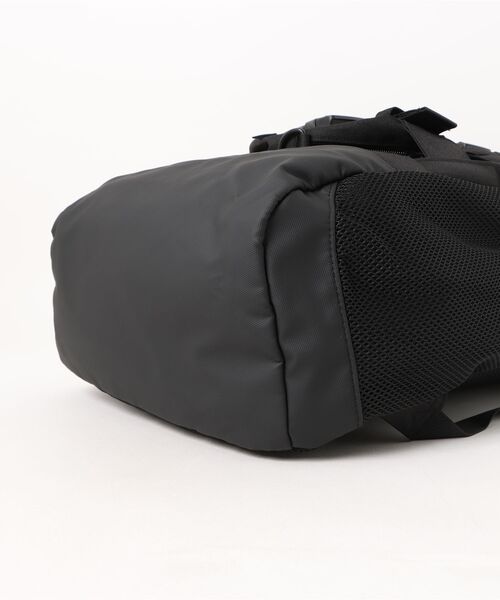 JUGLANS(ユグランス)の「【Reebok】 ショルダーバッグ付きバックパック(バックパック/リュック・レディース・ブラック/チャコール/アイボリー・FREE)」の8枚目の写真