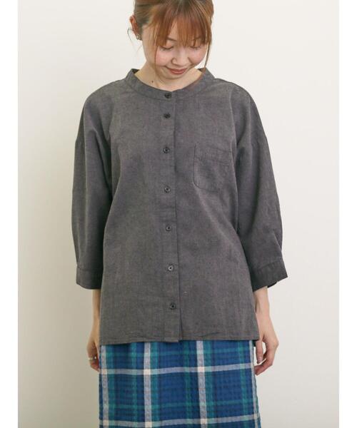 Samansa Mos2（サマンサ モスモス）の「バンドカラーゆるシャツ（シャツ/ブラウス・レディース・ミント/ネイビー/チャコールグレー/オフホワイト・F）」の3枚目の写真