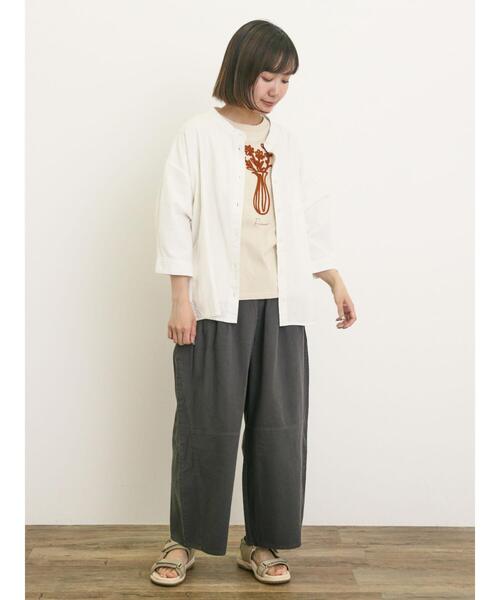 Samansa Mos2（サマンサ モスモス）の「バンドカラーゆるシャツ（シャツ/ブラウス・レディース・ミント/ネイビー/チャコールグレー/オフホワイト・F）」の17枚目の写真