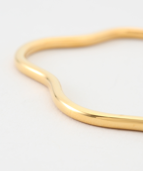 Sympathy of Soul（シンパシーオブソウル）の「SYMPATHY OF SOUL/シンパシーオブソウル Cloud Bangle(ゴールド)（ブレスレット・レディース・ゴールド・FREE）」の5枚目の写真