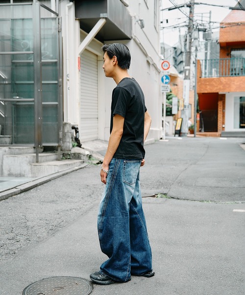 別注 3D TWISTED WIDE LEG FADED JEANS（デニムパンツ）｜NVRFRGT
