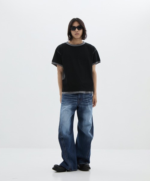 NVRFRGT(ネヴァーフォーゲット)の「別注 3D TWISTED WIDE LEG FADED JEANS(デニムパンツ・メンズ・インディゴブルー・1/2)」の12枚目の写真