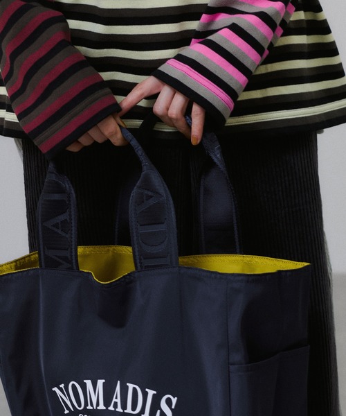 NOMADIS ADAM ET ROPE' トートバッグ　ネイビー KIKUCHI(ADAM ET ROPE' 藤井大丸)｜NOMADISのトートバッグを使っ