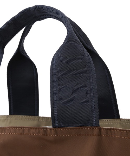 NOMADIS（ノマディス）の「【NOMADIS for ADAM ET ROPE'】別注 SAC2 WIDE（トートバッグ・レディース・ブラウン/ネイビー・FREE）」の9枚目の写真