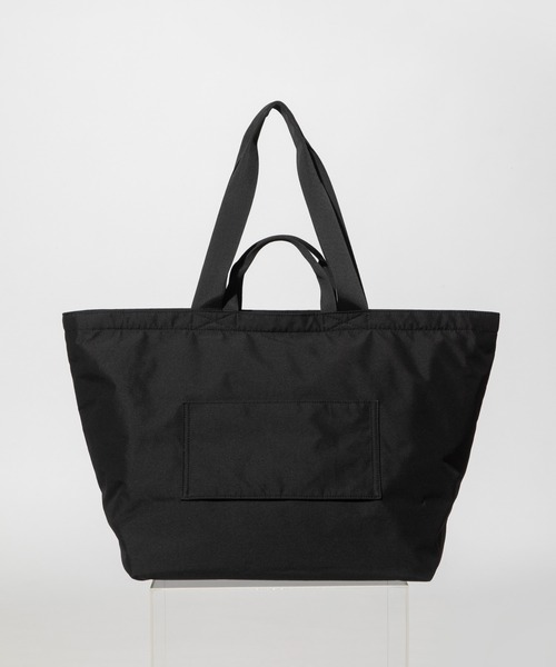 WCJ(ダブルシージェイ)の「【撥水】Disney / TOTE BAG(トートバッグ・レディース・アイボリー/ブラック/ブラウン・FREE)」の4枚目の写真
