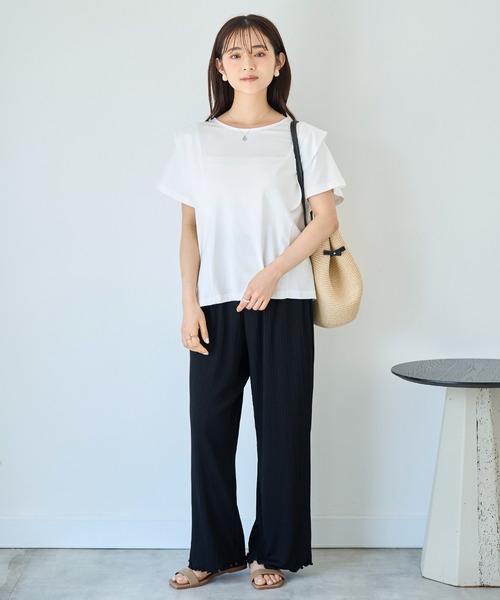 mil(ミル)の「ラッフルショルダーTシャツ 【コットン100%】 【587138】(Tシャツ/カットソー・レディース・オフホワイト/チャコールグレー/ブラウン・ONE SIZE)」の9枚目の写真