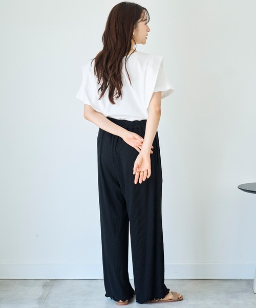 mil(ミル)の「ラッフルショルダーTシャツ 【コットン100%】 【587138】(Tシャツ/カットソー・レディース・オフホワイト/チャコールグレー/ブラウン・ONE SIZE)」の5枚目の写真