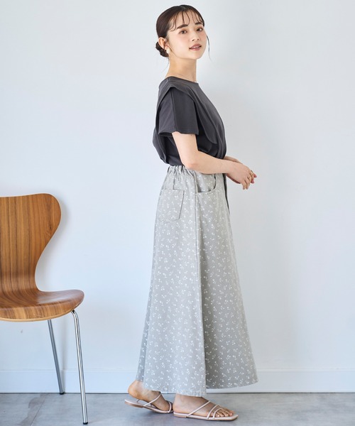 mil(ミル)の「ラッフルショルダーTシャツ 【コットン100%】 【587138】(Tシャツ/カットソー・レディース・オフホワイト/チャコールグレー/ブラウン・ONE SIZE)」の16枚目の写真