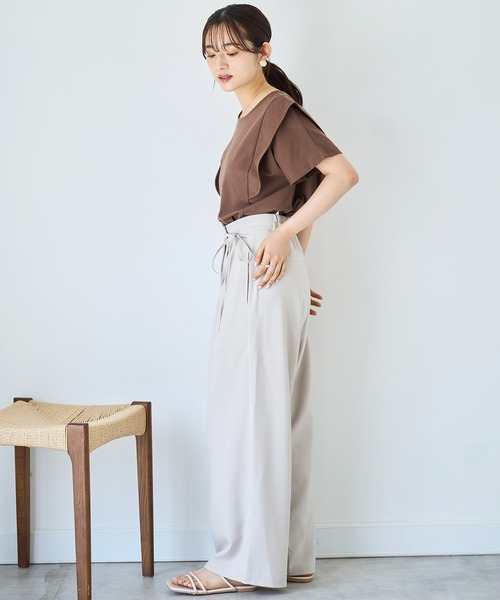 mil(ミル)の「ラッフルショルダーTシャツ 【コットン100%】 【587138】(Tシャツ/カットソー・レディース・オフホワイト/チャコールグレー/ブラウン・ONE SIZE)」の12枚目の写真