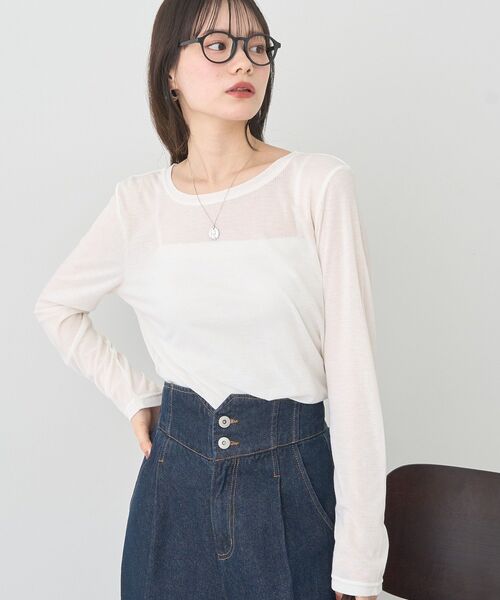 earth music&ecology（アースミュージックアンドエコロジー）の「クルーネックシアーテレコプルオーバー（Tシャツ/カットソー・レディース・オフホワイト/ブラウン/ピンク/ブラック・FREE）」の2枚目の写真