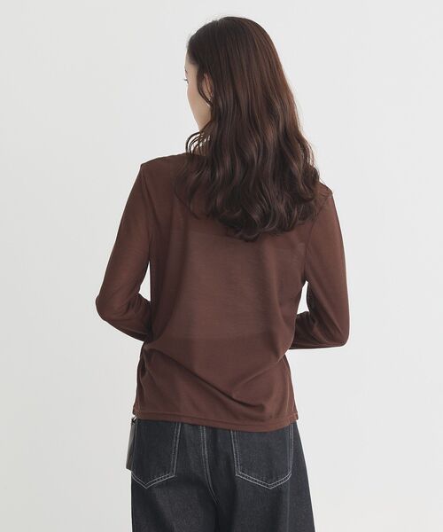 earth music&ecology（アースミュージックアンドエコロジー）の「クルーネックシアーテレコプルオーバー（Tシャツ/カットソー・レディース・オフホワイト/ブラウン/ピンク/ブラック・FREE）」の15枚目の写真