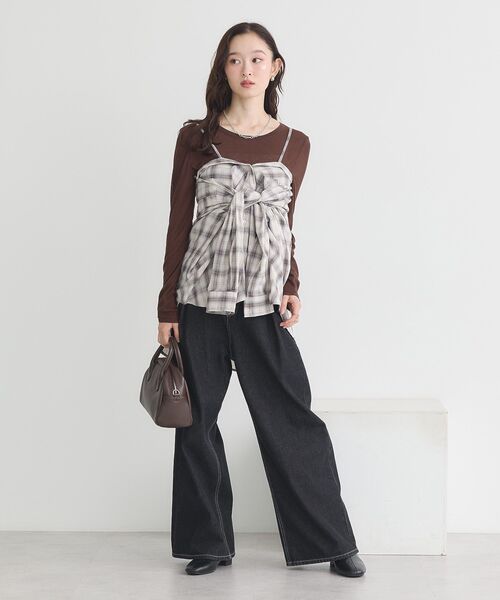 earth music&ecology（アースミュージックアンドエコロジー）の「クルーネックシアーテレコプルオーバー（Tシャツ/カットソー・レディース・オフホワイト/ブラウン/ピンク/ブラック・FREE）」の17枚目の写真