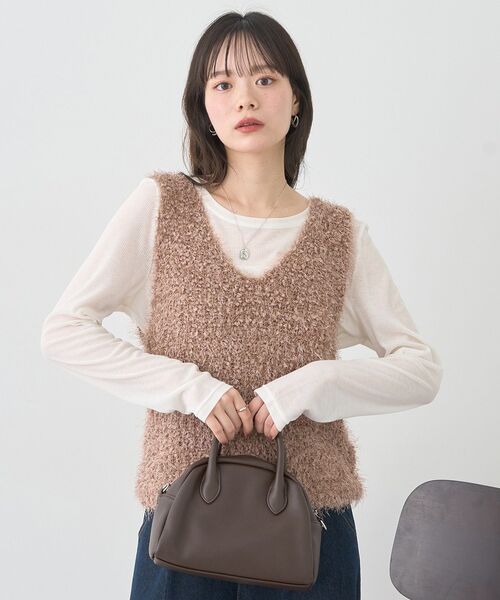 earth music&ecology（アースミュージックアンドエコロジー）の「クルーネックシアーテレコプルオーバー（Tシャツ/カットソー・レディース・オフホワイト/ブラウン/ピンク/ブラック・FREE）」の22枚目の写真